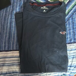 Like new navy hollister tee